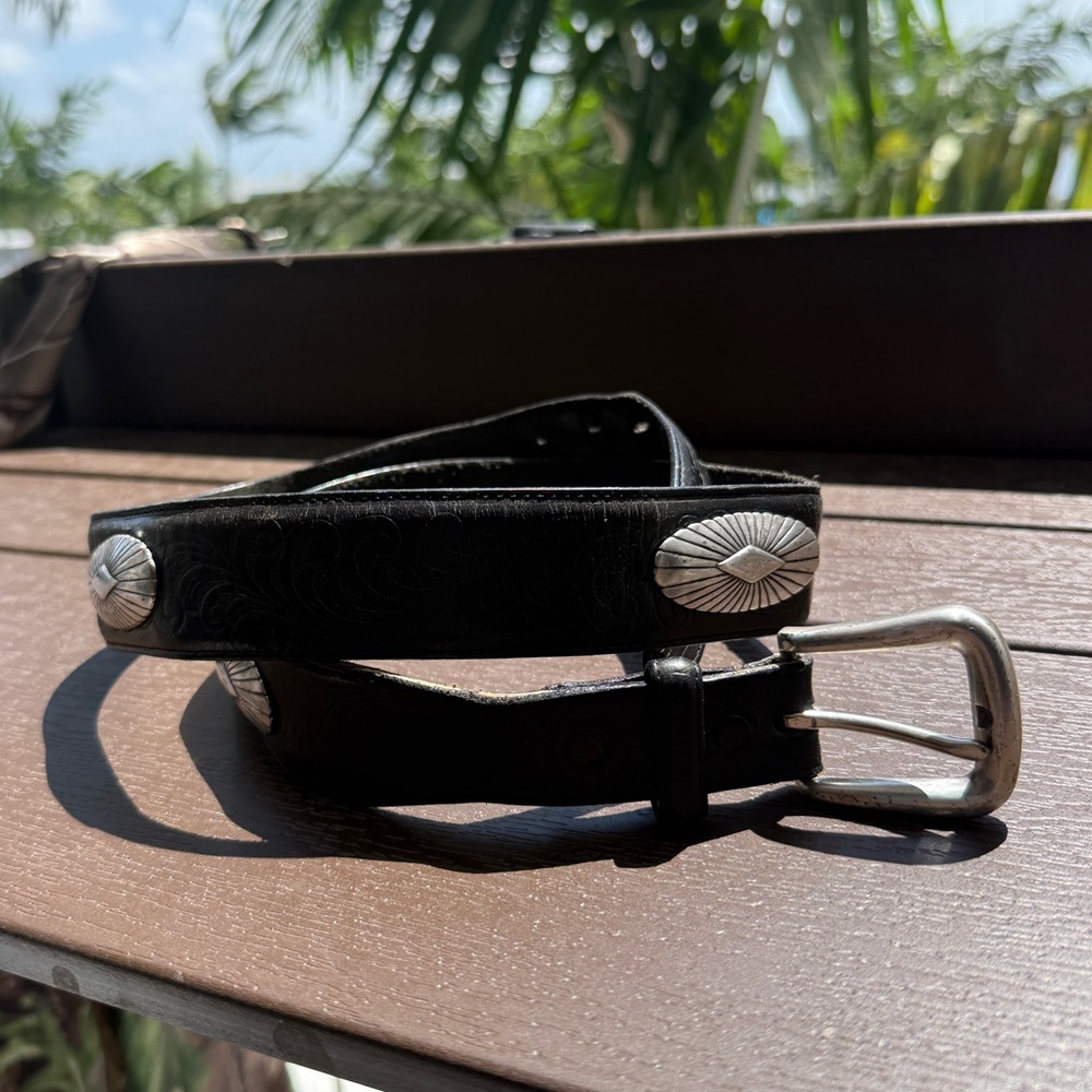 Vintage belt with silver conch - Picture 6 of 7